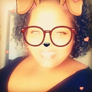 Meet your Posher, Oneisha